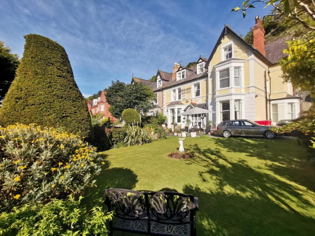 Bron Orme Private Hotel Llandudno Exterior photo