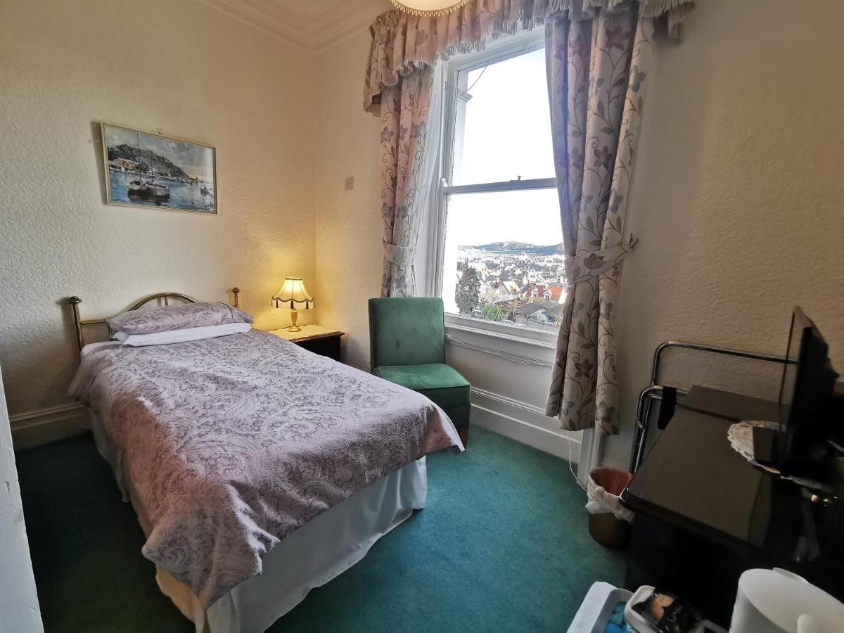 Bron Orme Private Hotel Llandudno Exterior photo