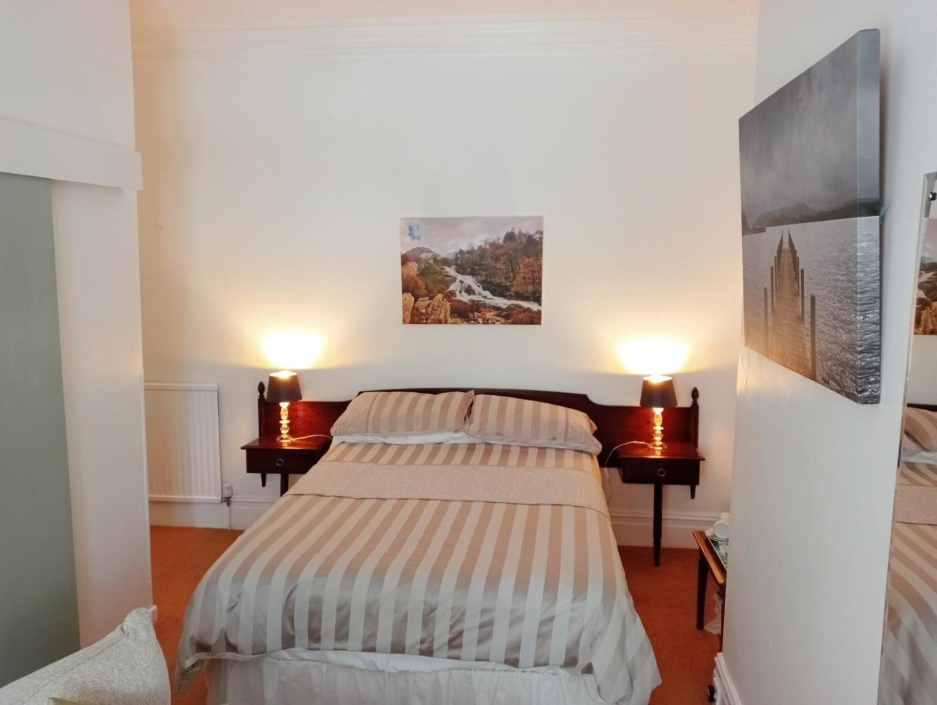 Bron Orme Private Hotel Llandudno Exterior photo
