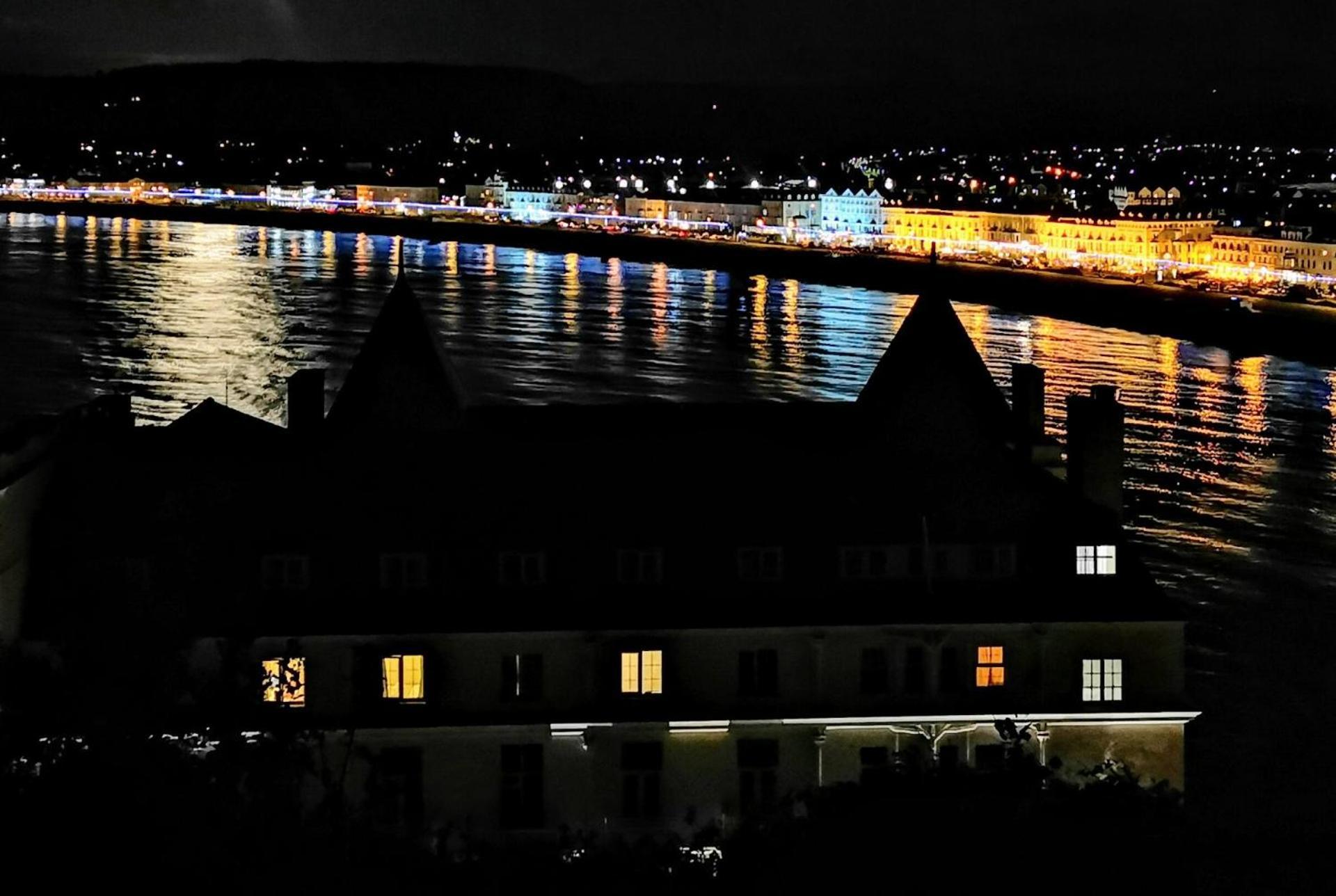 Bron Orme Private Hotel Llandudno Exterior photo